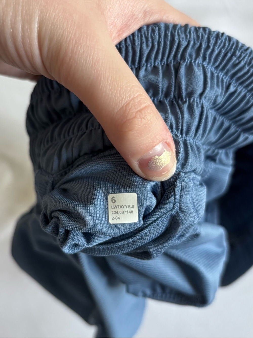Lululemon hotty hot HR short 2.5 in - Picture 3 of 3